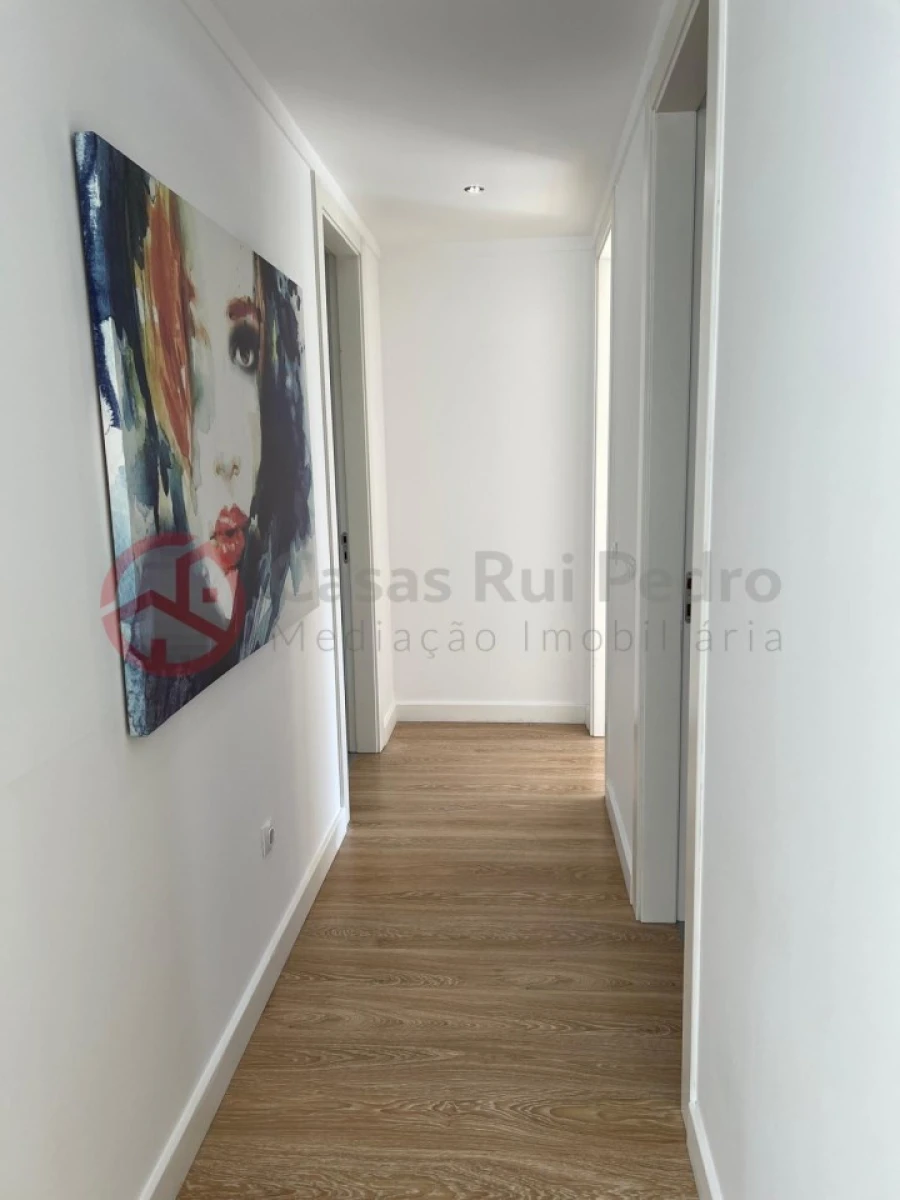 Moradia T4 para Venda em Santo Antonio da Charneca Foto 14