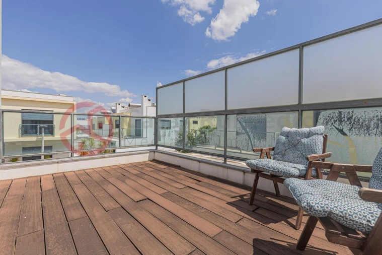 Moradia T4 para Venda em Santo Antonio da Charneca Foto 22