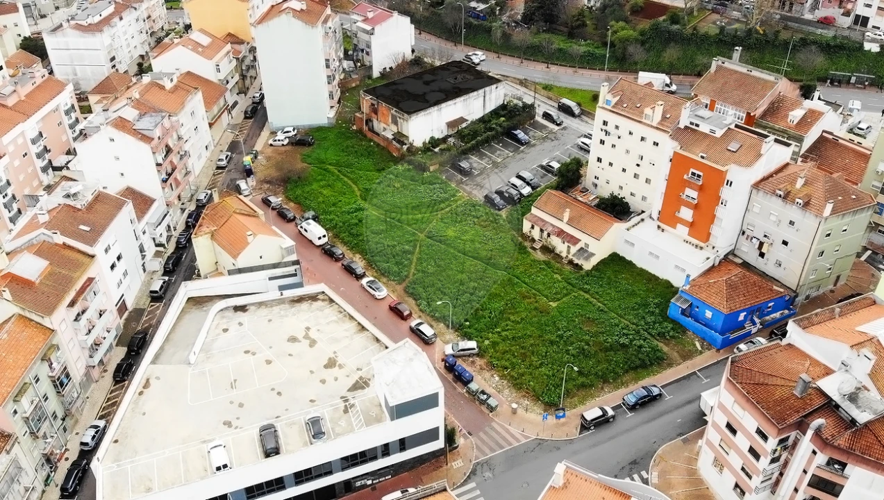Terreno para Venda em Encosta do Sol Foto 5