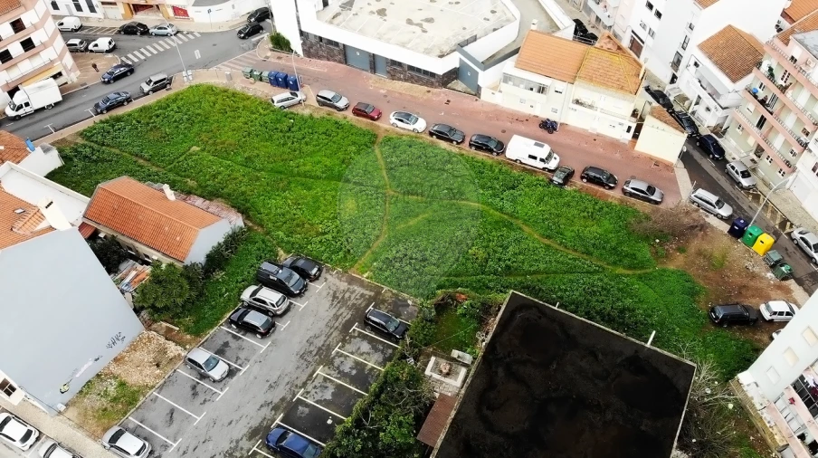 Terreno para Venda em Encosta do Sol Foto 3