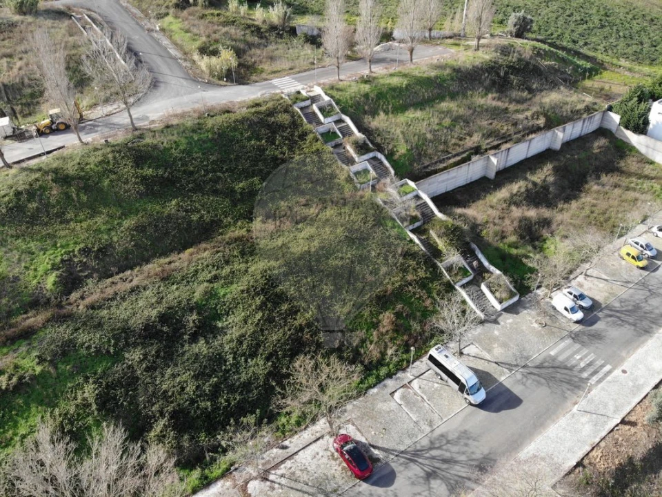 Terreno para Venda em Carvoeira e Carmões Foto 3