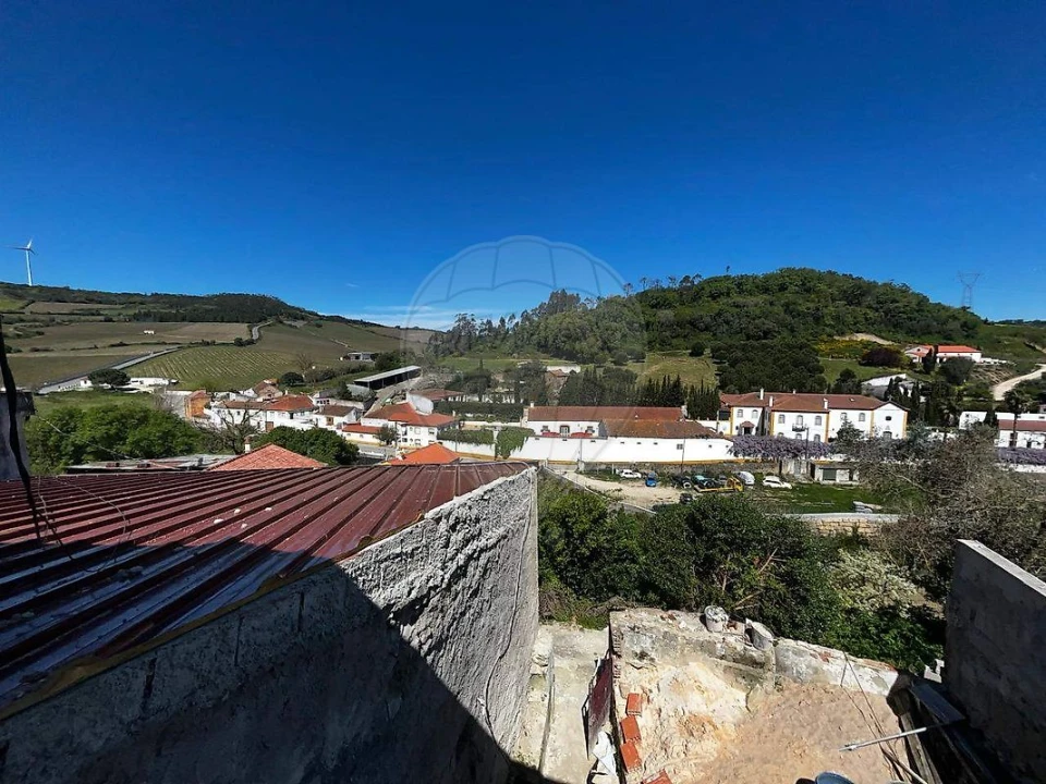 Moradia T2 para Venda em Santo Quintino Foto 13