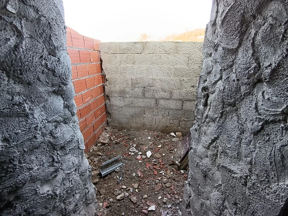 Moradia T2 para Venda em Santo Quintino Foto 5