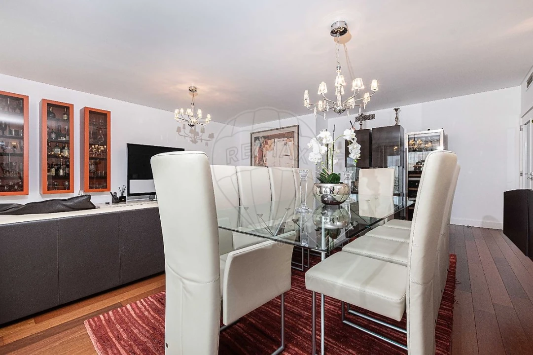Apartamento T4 para Venda em São Domingos de Benfica Foto 23