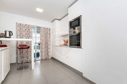 Apartamento T4 para Venda em São Domingos de Benfica