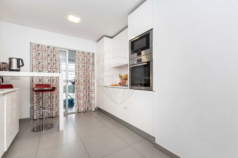 Apartamento T4 para Venda em São Domingos de Benfica Foto 16