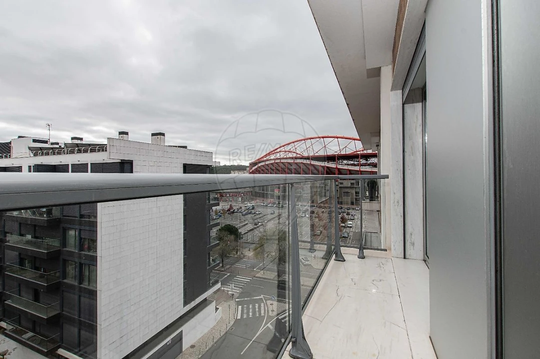 Apartamento T4 para Venda em São Domingos de Benfica Foto 29