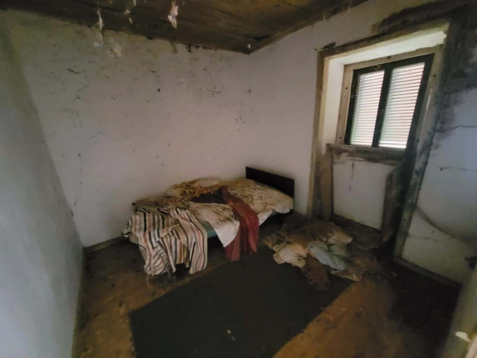 Moradia T2 para Venda em Alqueidão da Serra Foto 11