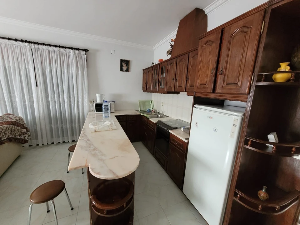 Moradia T4 para Venda em Caranguejeira Foto 10