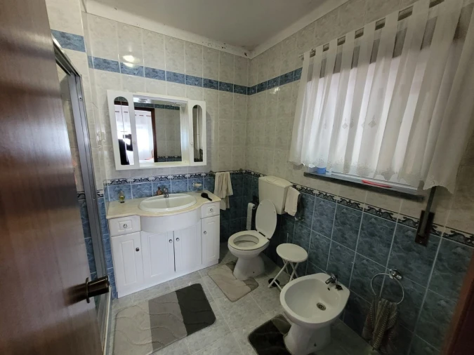 Moradia T4 para Venda em Caranguejeira Foto 16