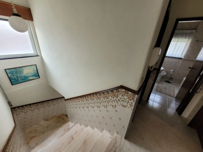 Moradia T4 para Venda em Caranguejeira Foto 5