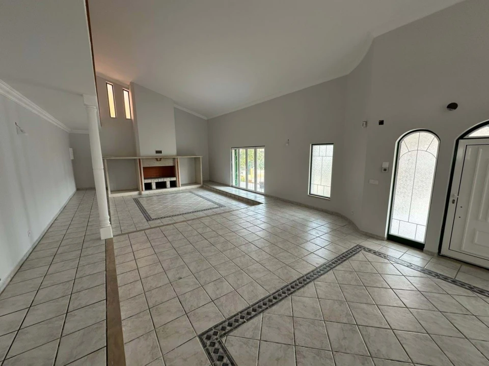 Moradia T5 para Venda em Pombal Foto 9