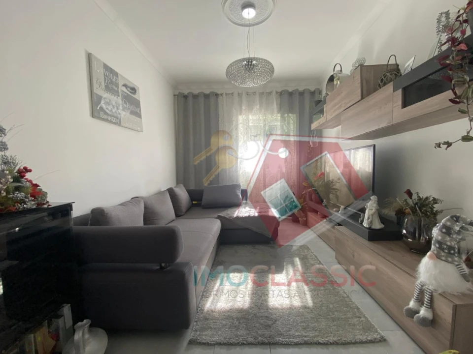 Moradia T2 para Venda em Pinhal Novo Foto 1