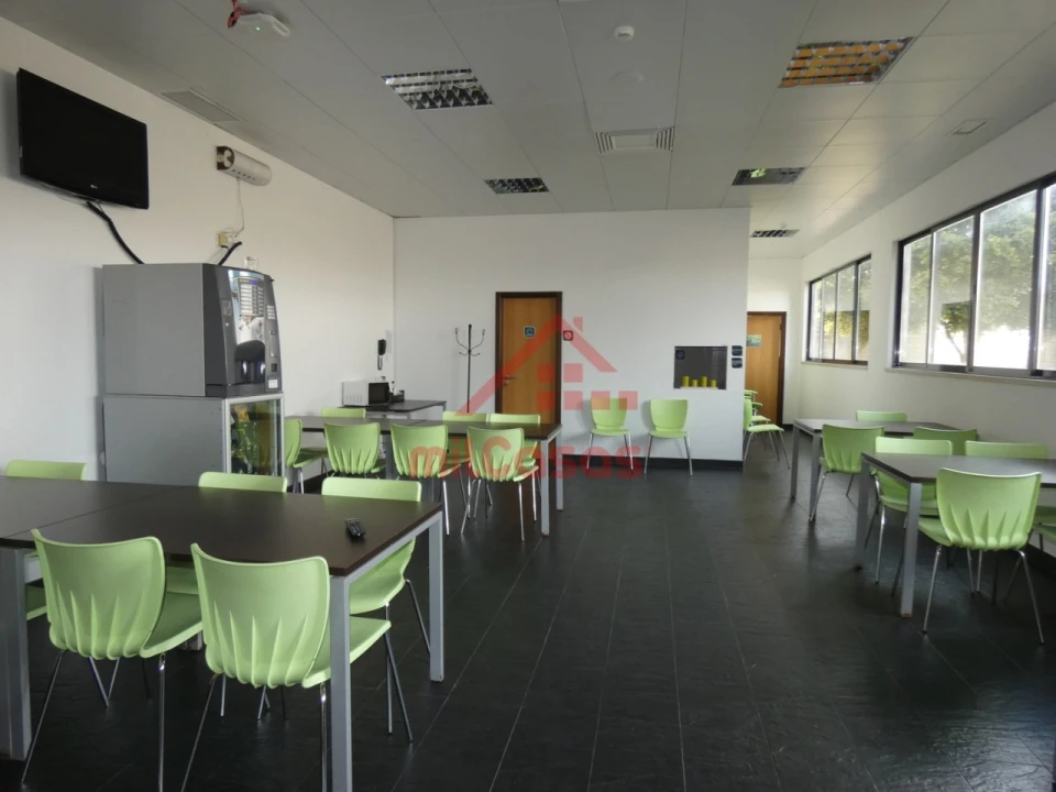 Armazém para Venda em Cadaval e Pêro Moniz Foto 8