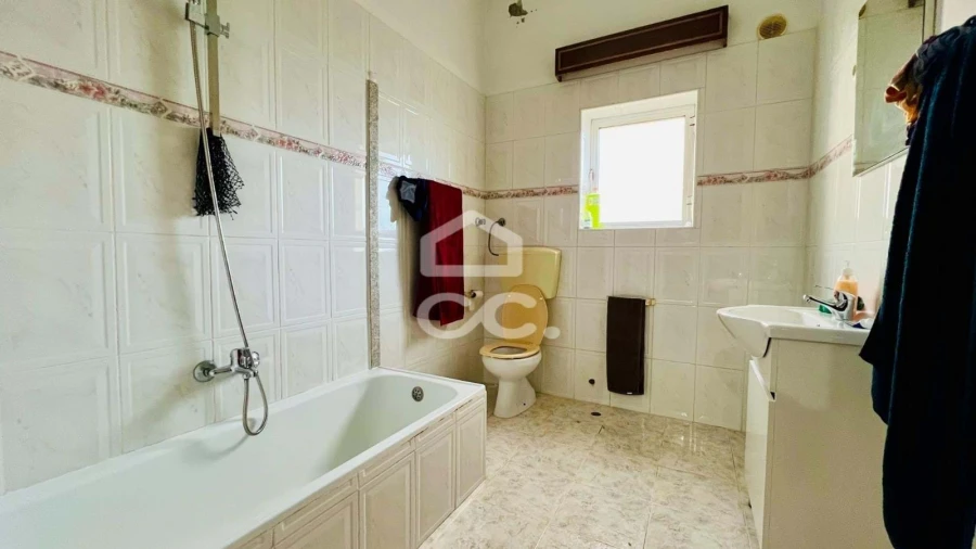 Apartamento T3 para Venda em Gouveia (São Pedro e São Julião) Foto 8