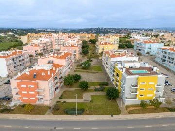 Terreno para Venda em Lagos (São Sebastião e Santa Maria)