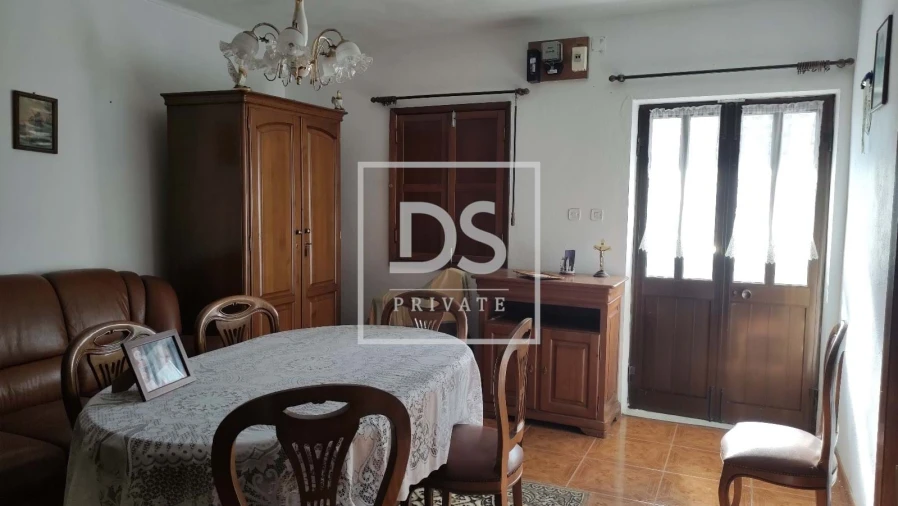 Moradia T3 para Venda em Campelo e Ovil Foto 4