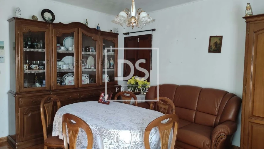 Moradia T3 para Venda em Campelo e Ovil Foto 5