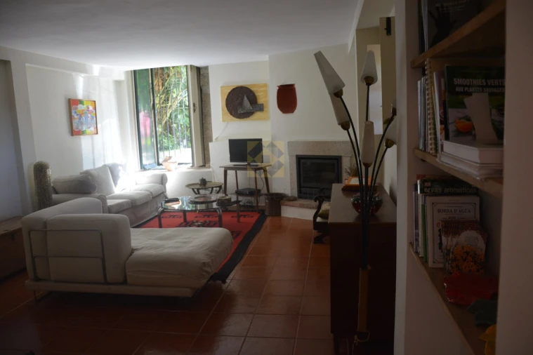 Quinta T3 para Venda em Ribeira do Neiva Foto 57