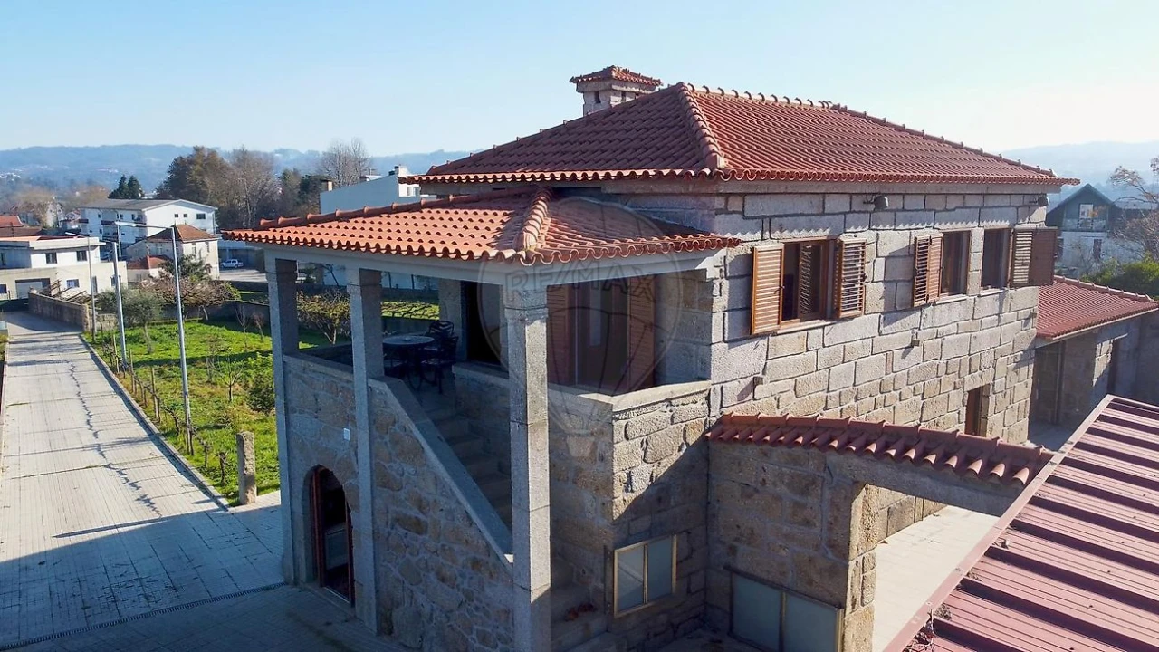 Quinta T3 para Venda em Paredes Foto 2