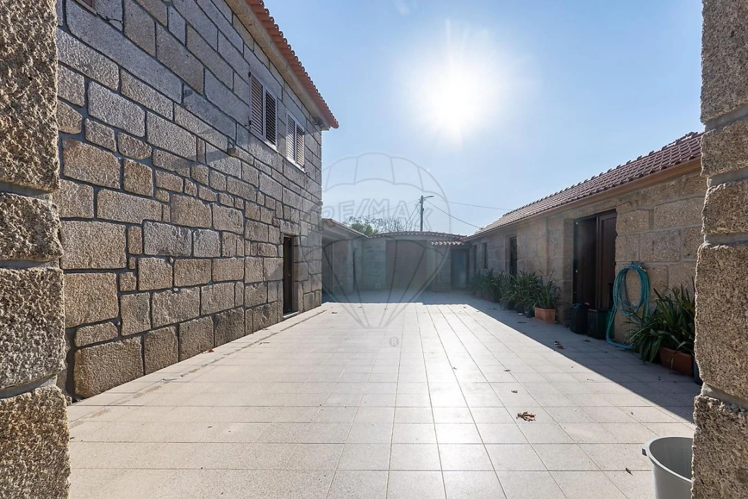 Quinta T3 para Venda em Paredes Foto 20