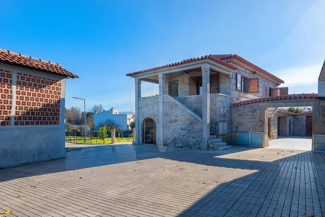 Quinta T3 para Venda em Paredes Foto 4