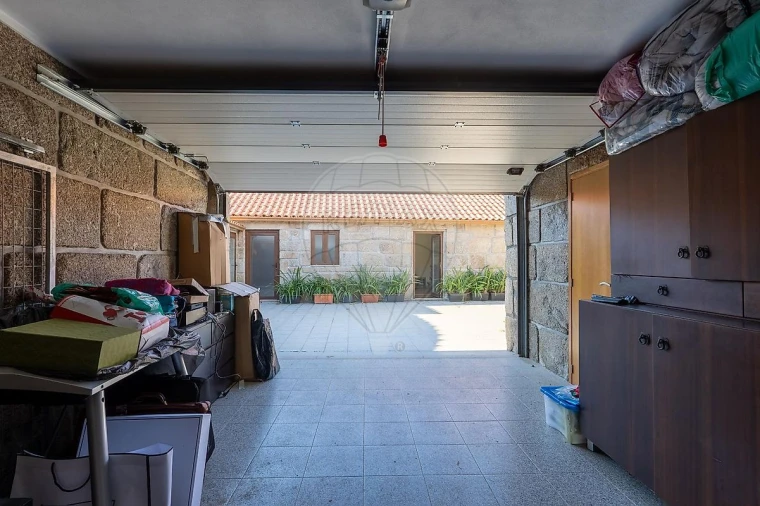 Quinta T3 para Venda em Paredes Foto 17