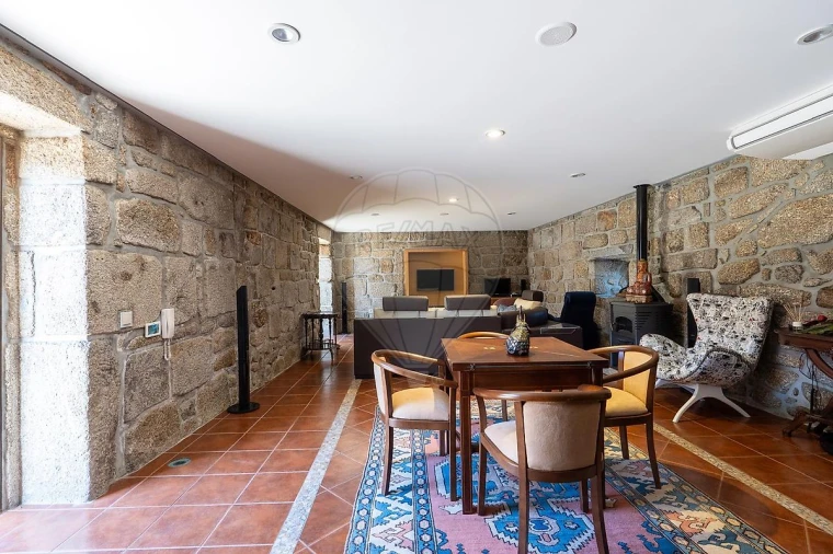 Quinta T3 para Venda em Paredes Foto 22