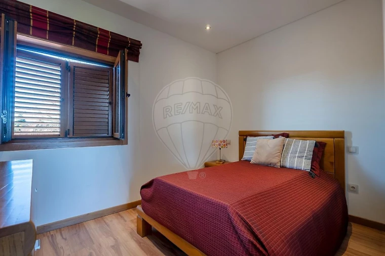 Quinta T3 para Venda em Paredes Foto 32