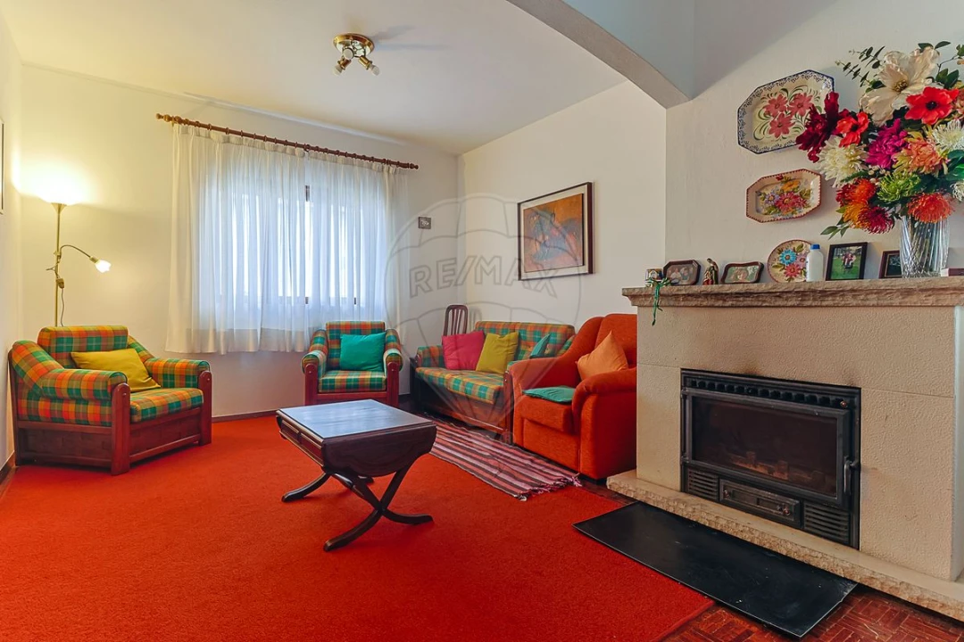 Moradia T5 para Venda em Febres Foto 17