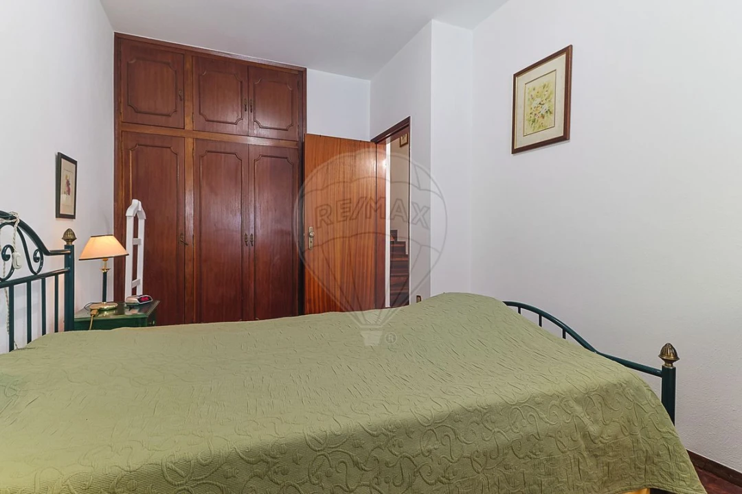 Moradia T5 para Venda em Febres Foto 23