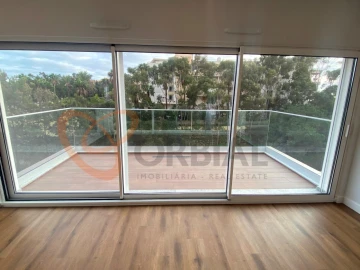 Apartamento T3 para Venda em Albufeira e Olhos de Água