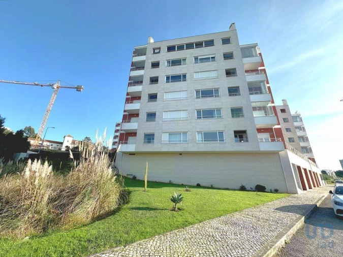 Apartamento T2 para Venda em Tavarede Foto 2