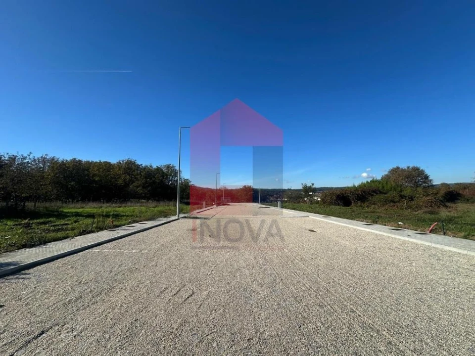 Terreno para Venda em Vila de Prado Foto 9