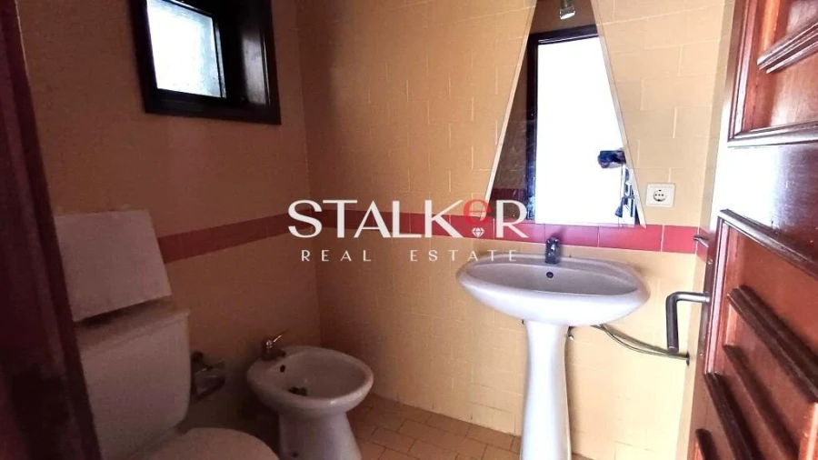 Loja para Arrendamento em Espinho Foto 9