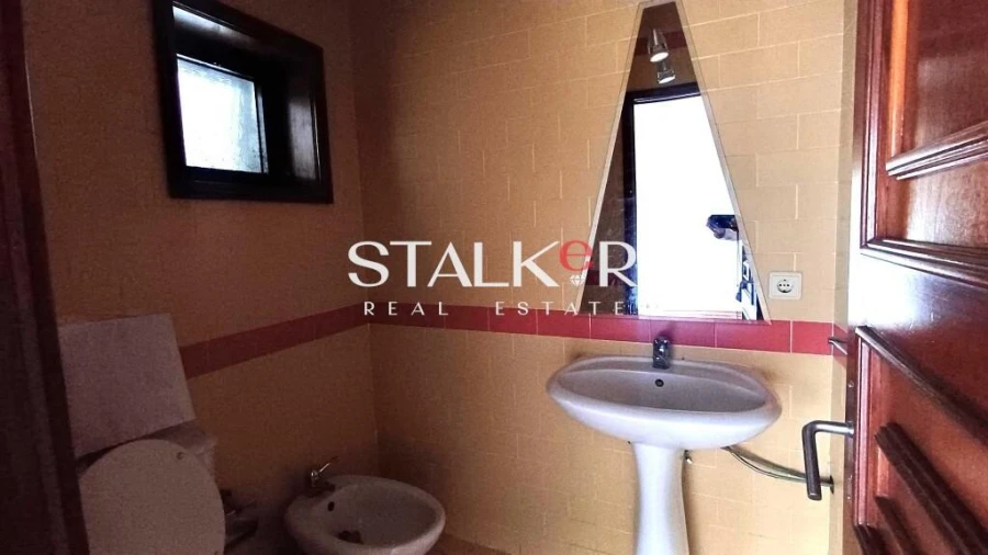 Loja para Arrendamento em Espinho Foto 8