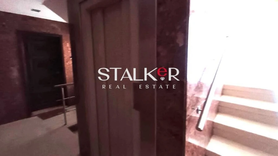 Loja para Arrendamento em Espinho Foto 16