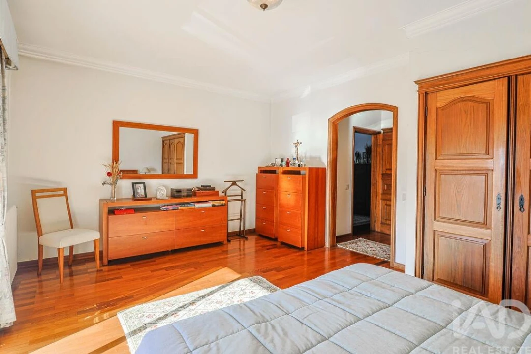 Moradia T4 para Venda em Ponte Foto 18