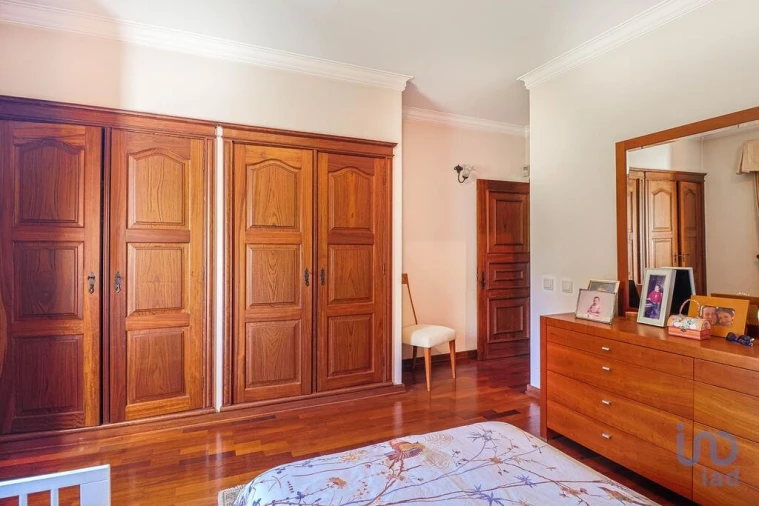 Moradia T4 para Venda em Ponte Foto 11