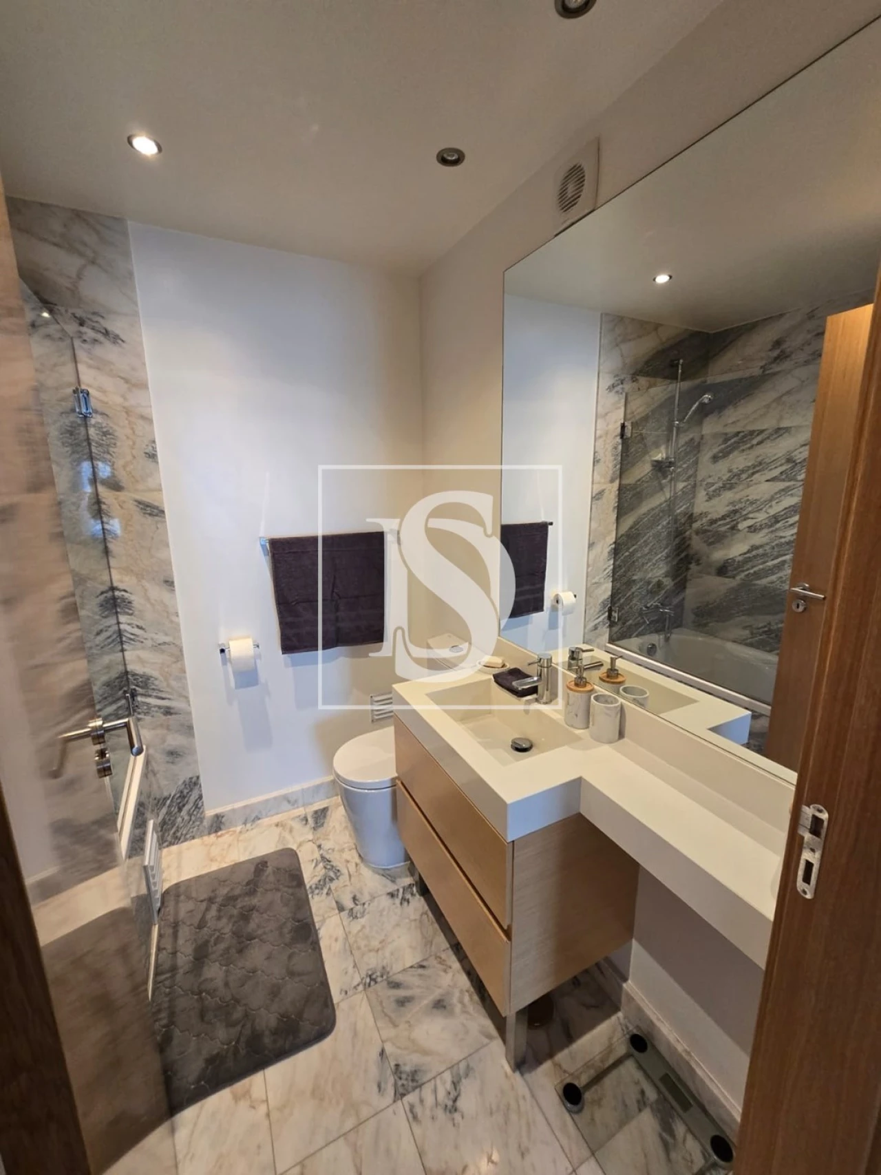 Apartamento T3 para Arrendamento em Portimão Foto 14