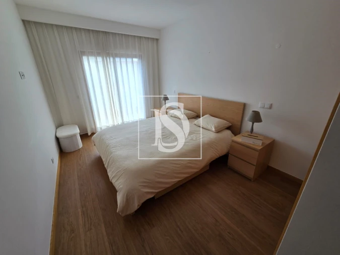 Apartamento T3 para Arrendamento em Portimão Foto 8