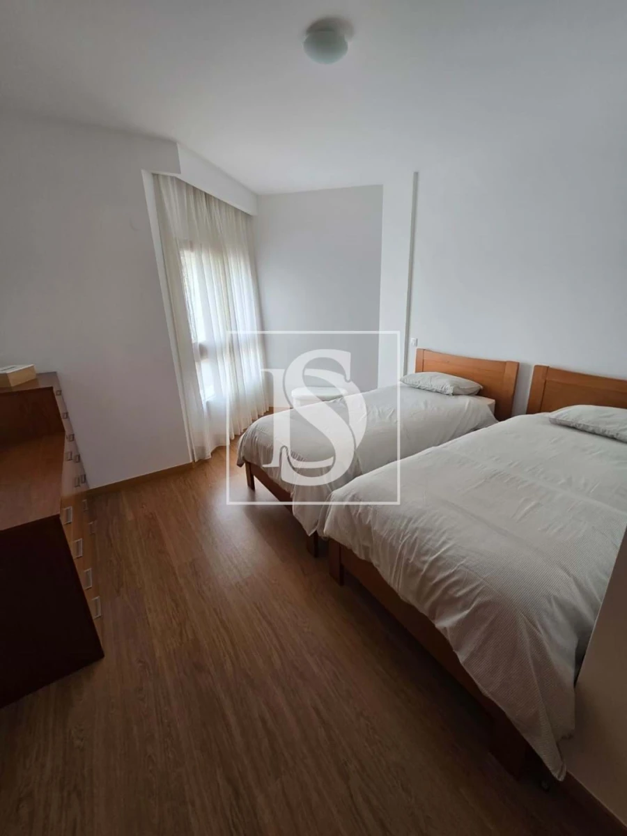 Apartamento T3 para Arrendamento em Portimão Foto 12