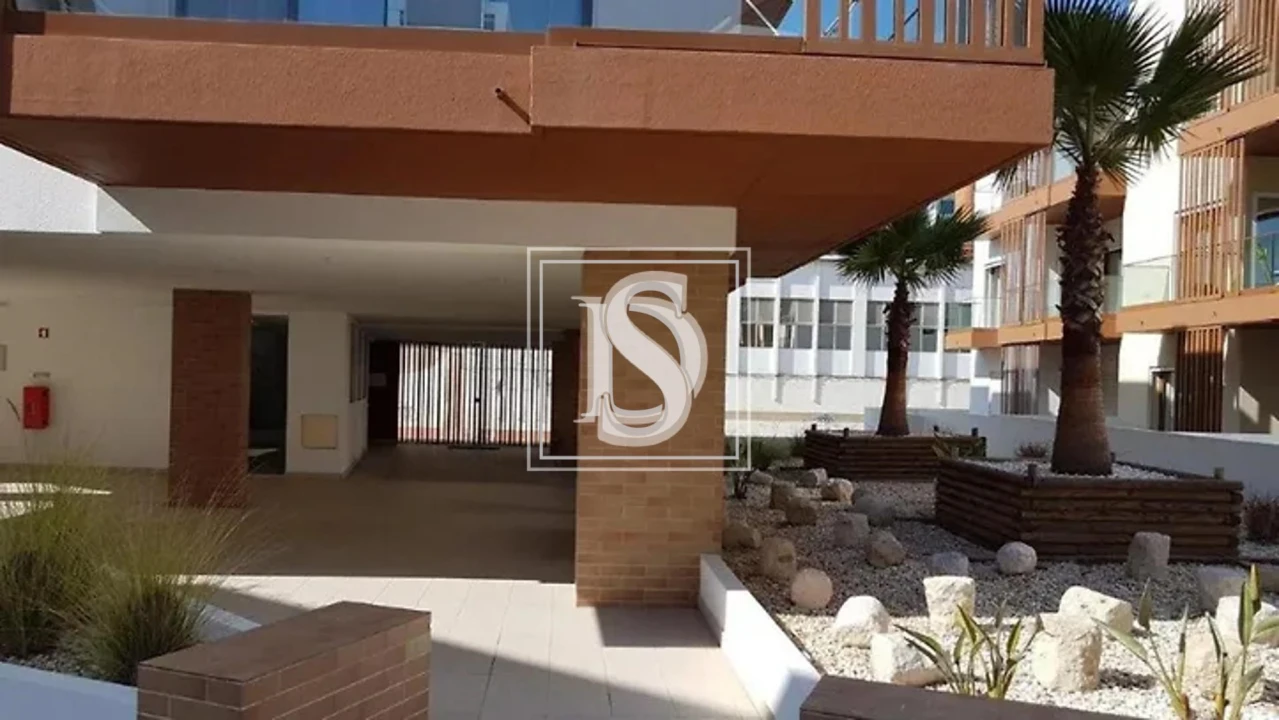 Apartamento T3 para Arrendamento em Portimão Foto 23