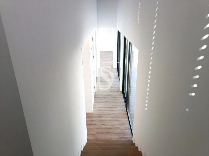 Moradia T3 para Venda em Nogueira do Cravo Foto 18