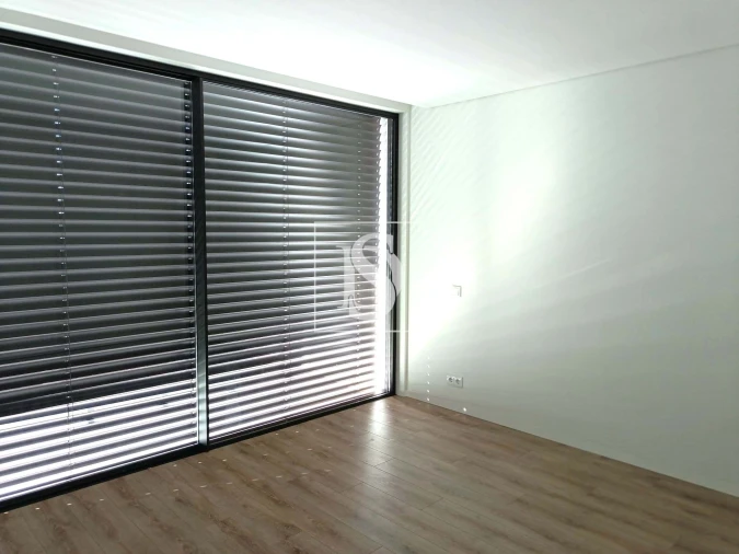 Moradia T3 para Venda em Nogueira do Cravo Foto 12