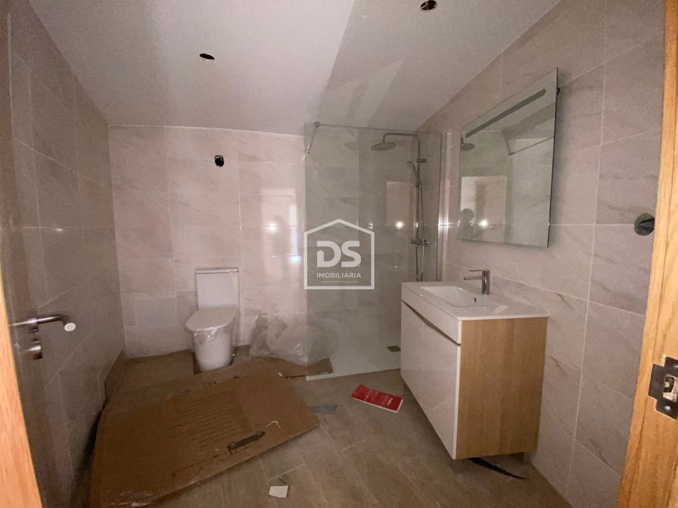 Moradia T3 para Venda em Alvendre Foto 212