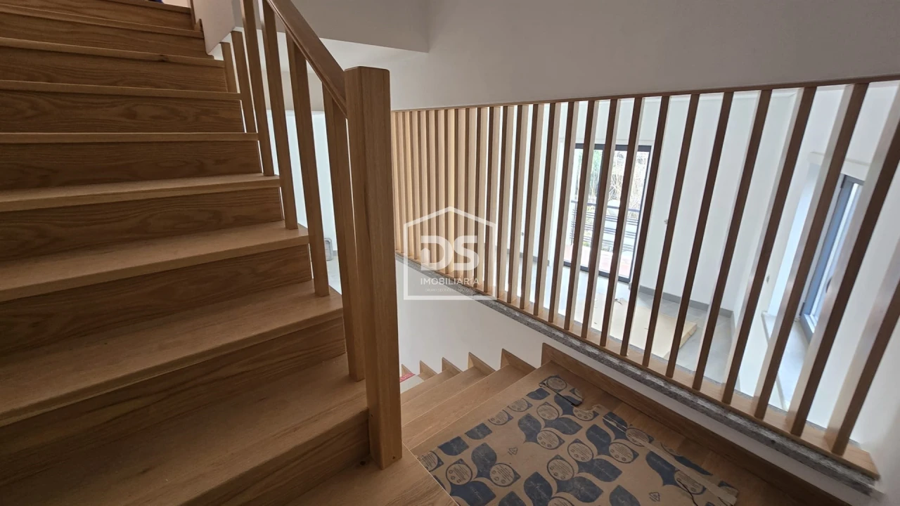 Moradia T3 para Venda em Alvendre Foto 89