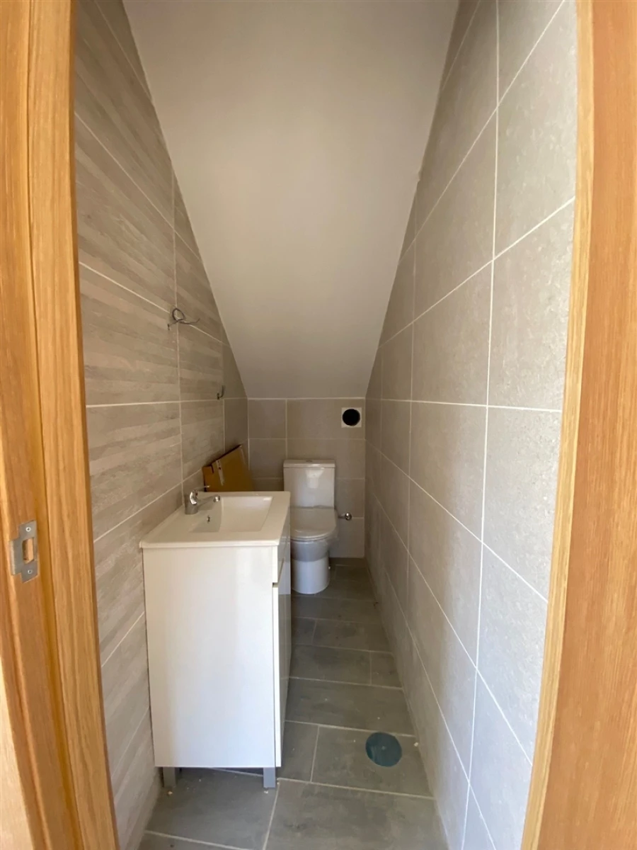 Moradia T3 para Venda em Alvendre Foto 40