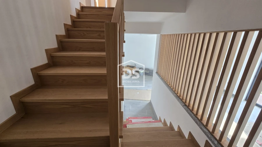 Moradia T3 para Venda em Alvendre Foto 202