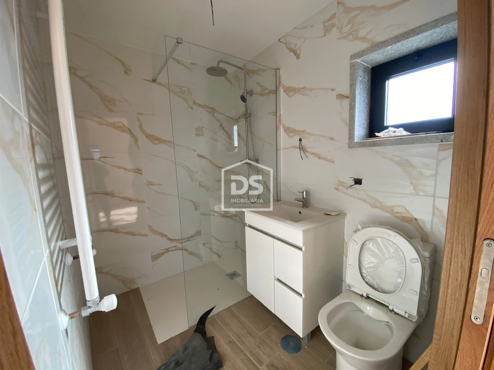 Moradia T3 para Venda em Alvendre Foto 103